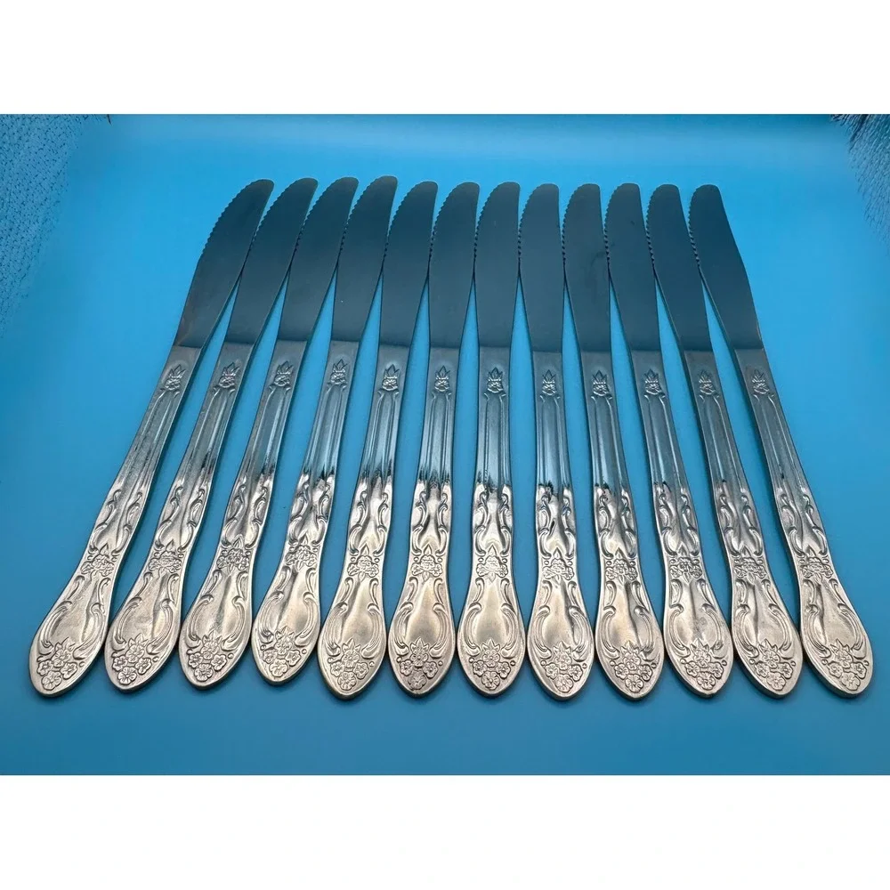 Oneida Venus Dinner Knives Set of 12 Stainless Steel Floral Silverware Vintage